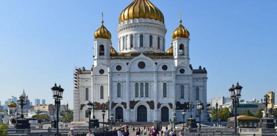 Survey: Fewer Russians identify as Orthodox