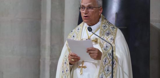 Pope Leo prays at Notre-Dame Cathedral: ‘Where heaven and earth meet’