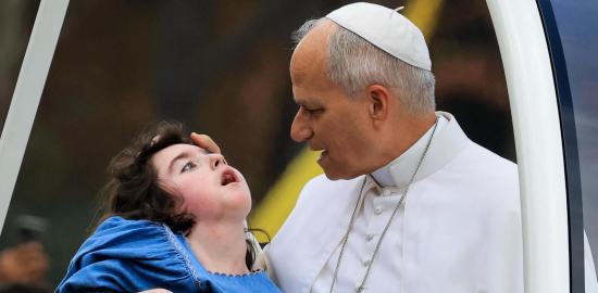 Pilgrimage of dignity, the news, and head-to-head combat
